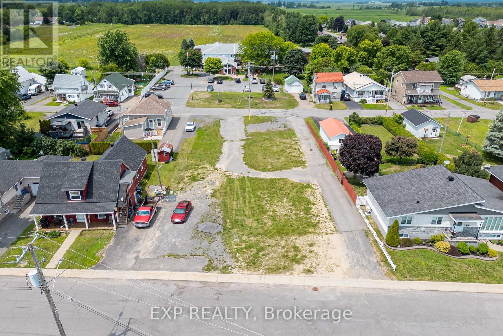 322 Telegraph Road, Alfred And Plantagenet, Ontario  K0B 1A0 - Photo 1 - X13535226