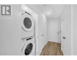 95 CRIMSON FOREST DRIVE, Vaughan, Ontario