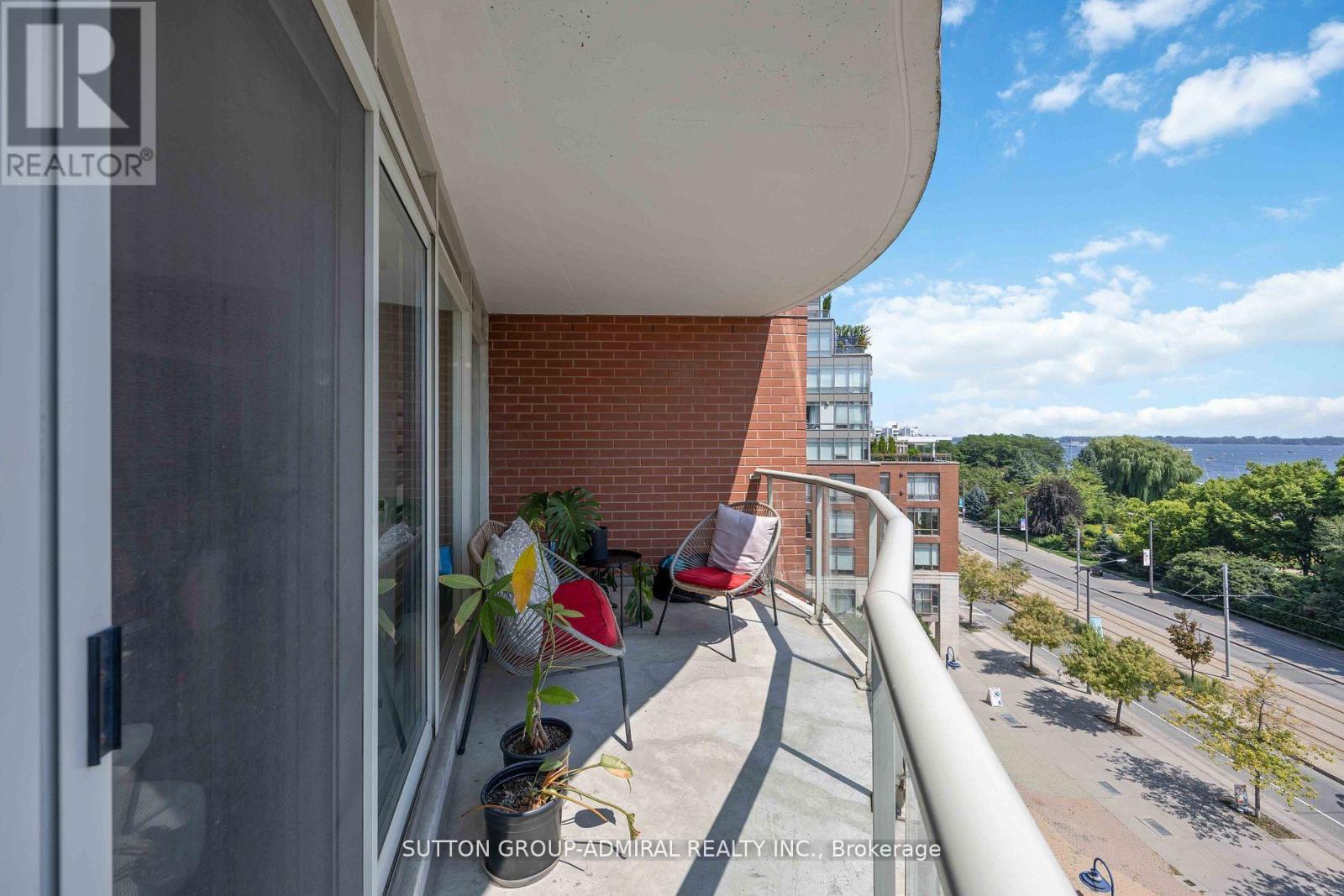 726 - 550 Queens Quay W, Toronto, Ontario M5V 3M8 - Photo 11 - C13535334