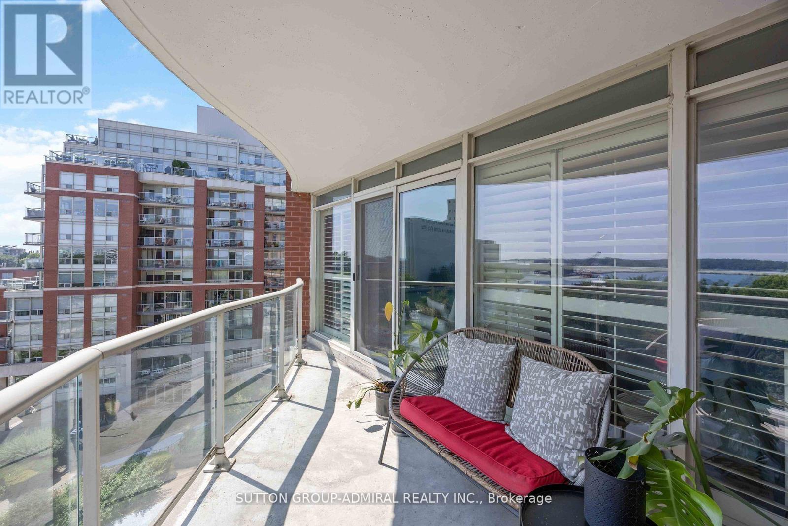 726 - 550 Queens Quay W, Toronto, Ontario M5V 3M8 - Photo 12 - C13535334