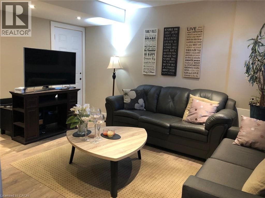 189 Grove Street Unit# Lower, Guelph, Ontario  N1E 2W8 - Photo 3 - 40844471