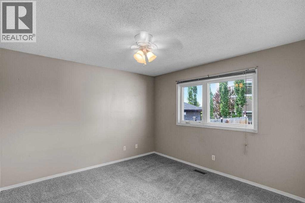 151 Midlawn Close SE, Calgary, Alberta  T2X 1A7 - Photo 7 - A2326665