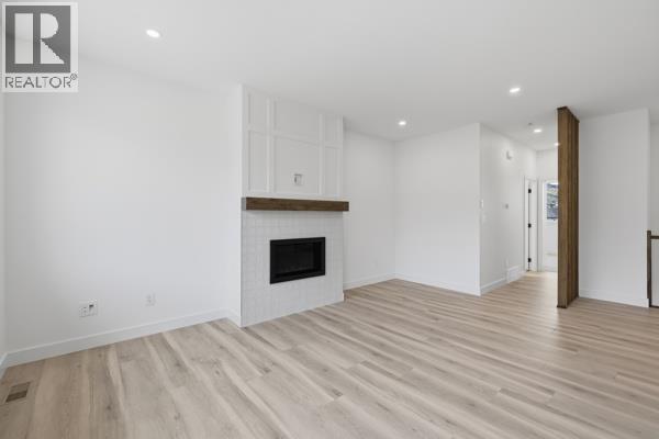2050 Grasslands Boulevard Unit# 136, Kamloops, British Columbia  V2B 0K7 - Photo 8 - 10393390