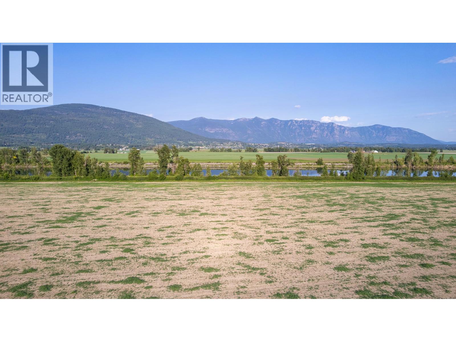 1680 Nicks Island  N Road, Creston, British Columbia  V0B 1G7 - Photo 2 - 10393658