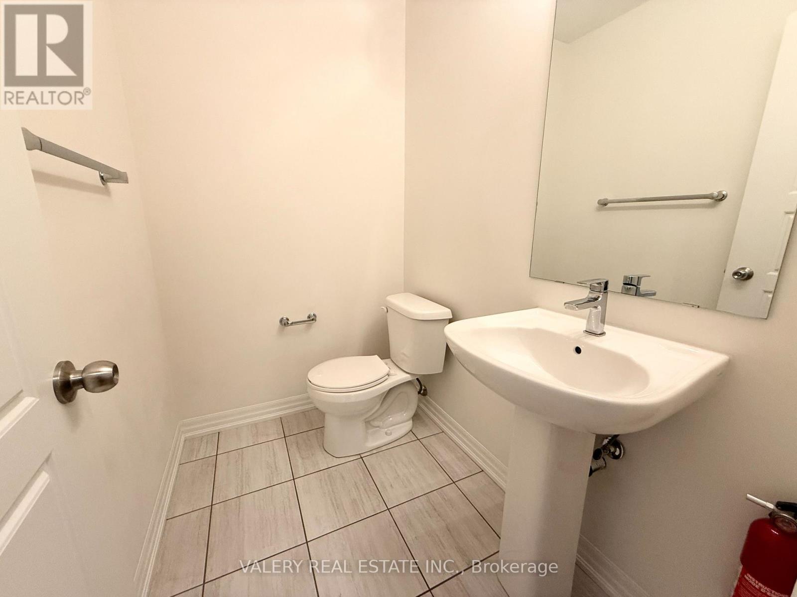 137 Bravo Lane, Newmarket, Ontario  L3Y 4V9 - Photo 15 - N13535232