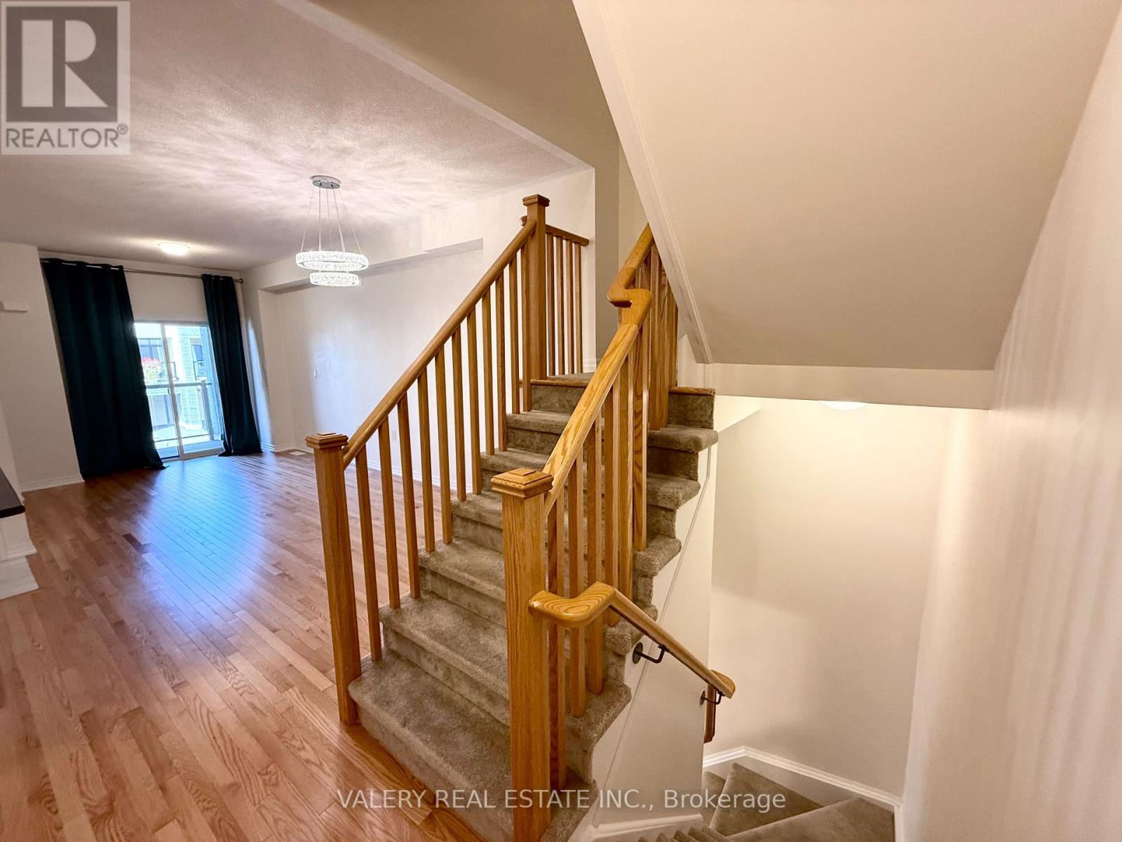 137 Bravo Lane, Newmarket, Ontario  L3Y 4V9 - Photo 6 - N13535232