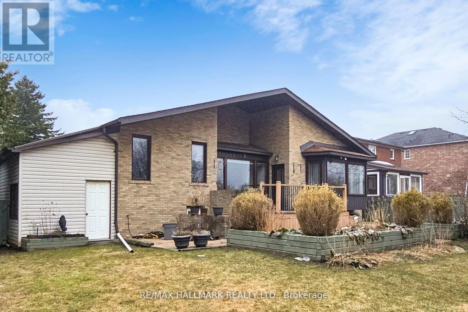 101 Leyburn Avenue, Richmond Hill, Ontario  L4C 0J6 - Photo 23 - N13535258