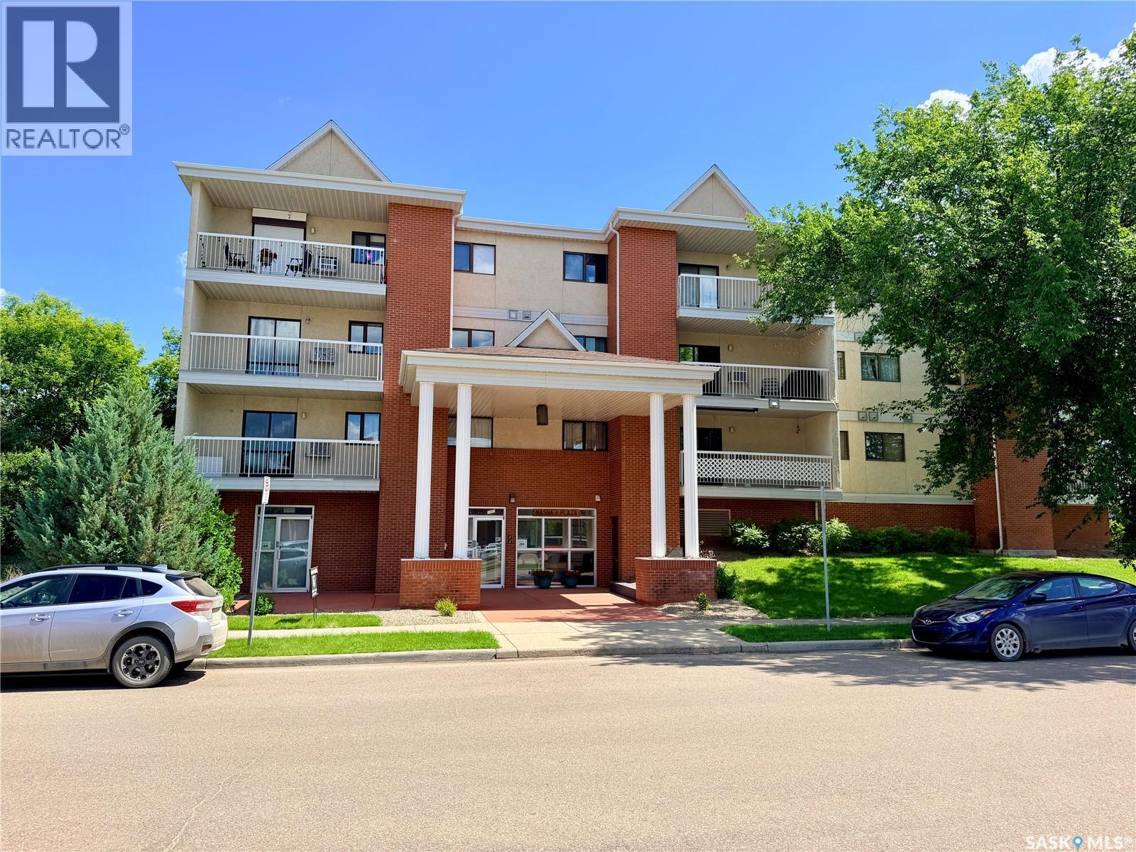 205 1002 108th STREET, North Battleford, Saskatchewan