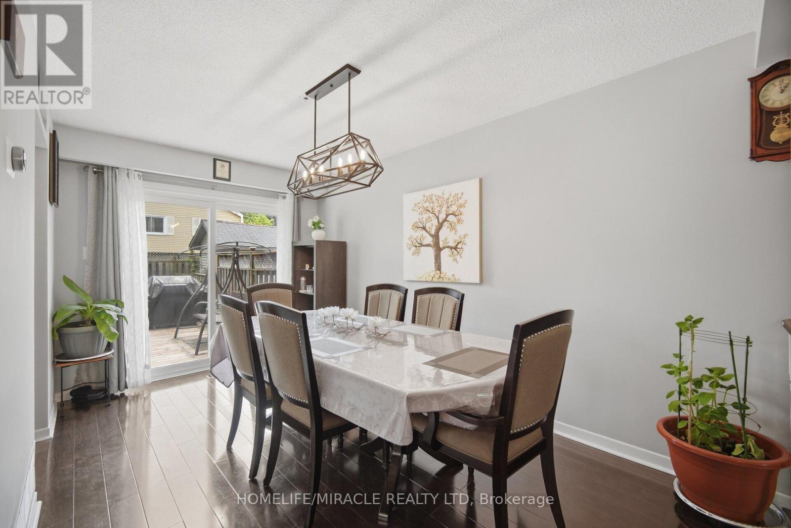 113 Fanshawe Drive, Brampton, Ontario  L6Z 1A8 - Photo 11 - W13535154