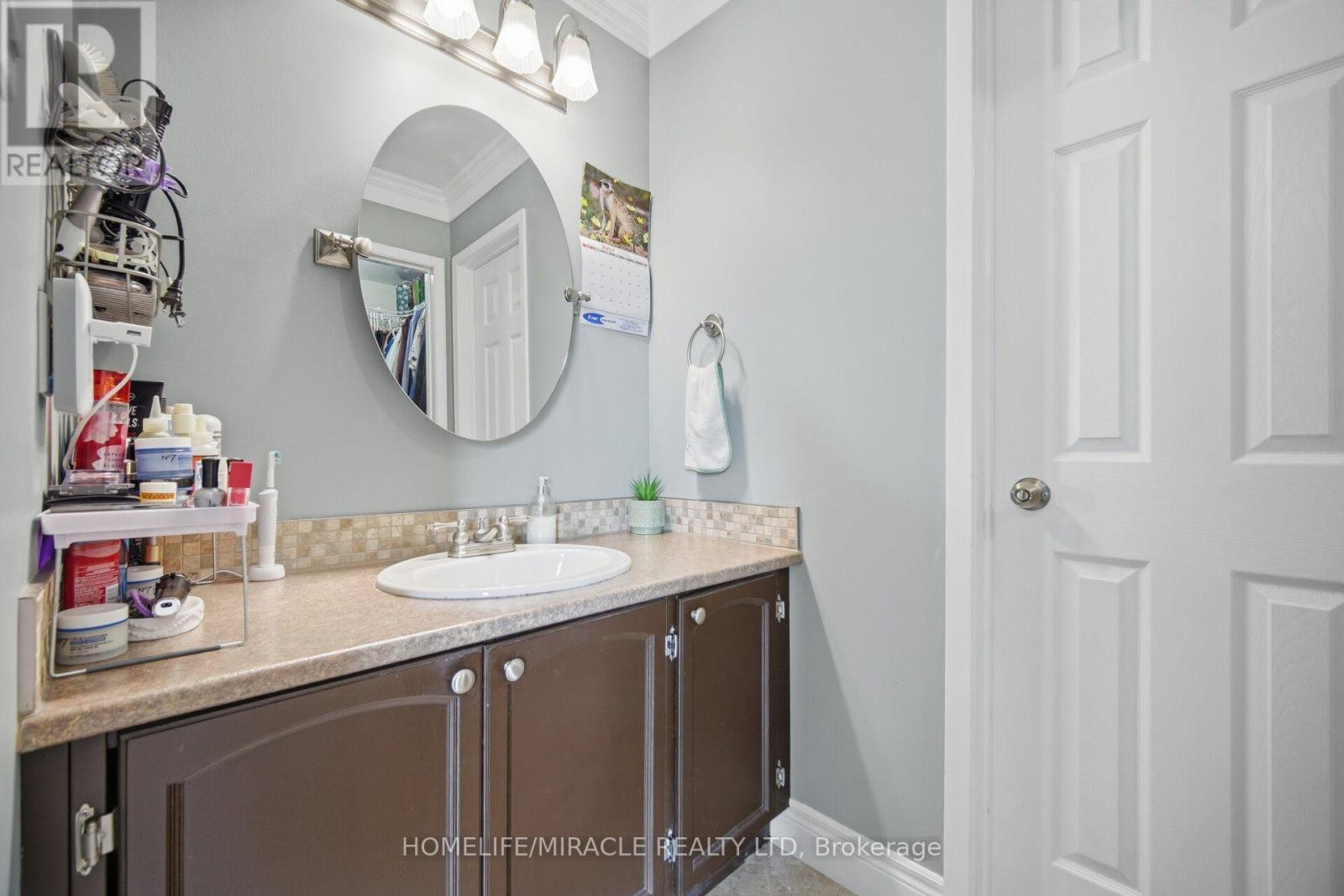 113 Fanshawe Drive, Brampton, Ontario  L6Z 1A8 - Photo 24 - W13535154