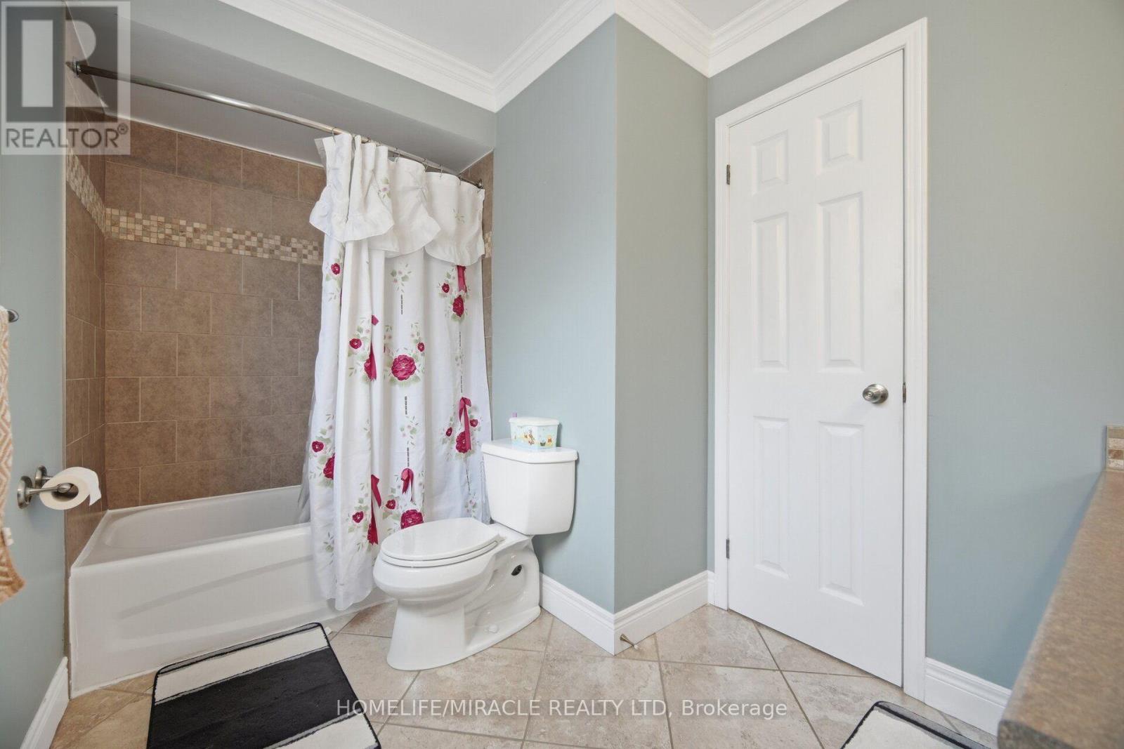 113 Fanshawe Drive, Brampton, Ontario  L6Z 1A8 - Photo 25 - W13535154