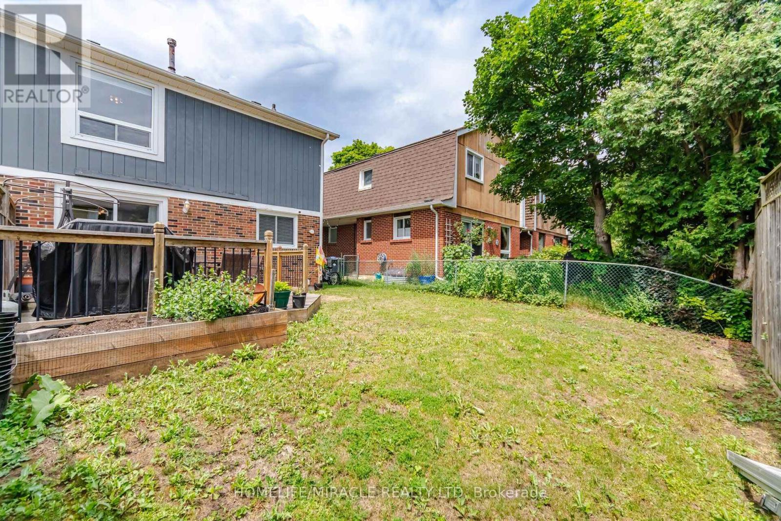113 Fanshawe Drive, Brampton, Ontario  L6Z 1A8 - Photo 47 - W13535154