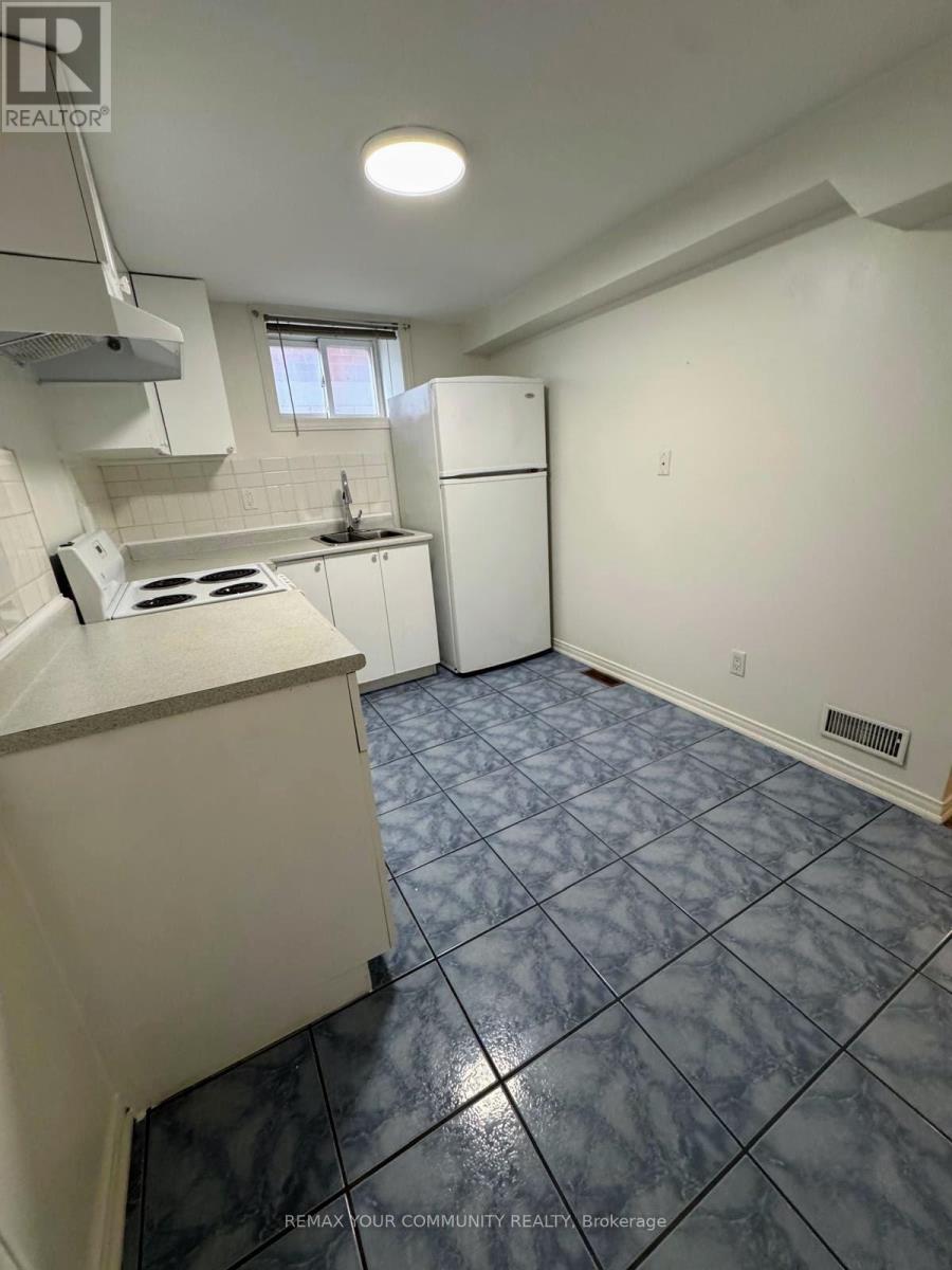 317 Boon Avenue, Toronto, Ontario  M6E 4A4 - Photo 4 - W13535214