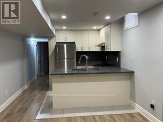 Bsmt. - 930 Silversmith Drive, Mississauga, Ontario  L5V 1E9 - Photo 3 - W13535264
