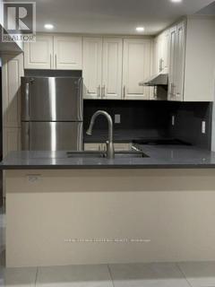 Bsmt. - 930 Silversmith Drive, Mississauga, Ontario  L5V 1E9 - Photo 4 - W13535264