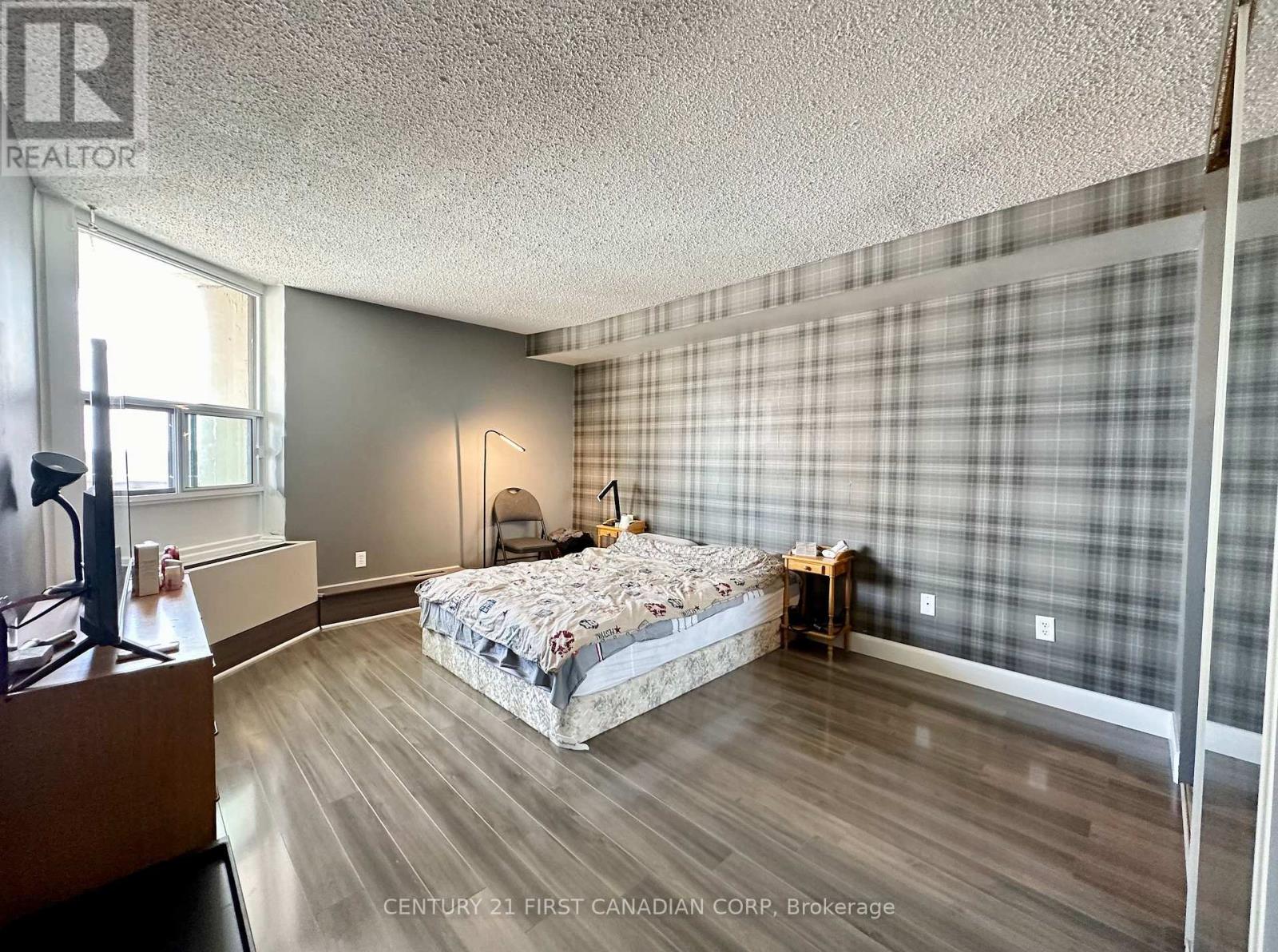 1802 - 363 Colborne Street, London East, Ontario N6B 3N3 - Photo 21 - X13527894