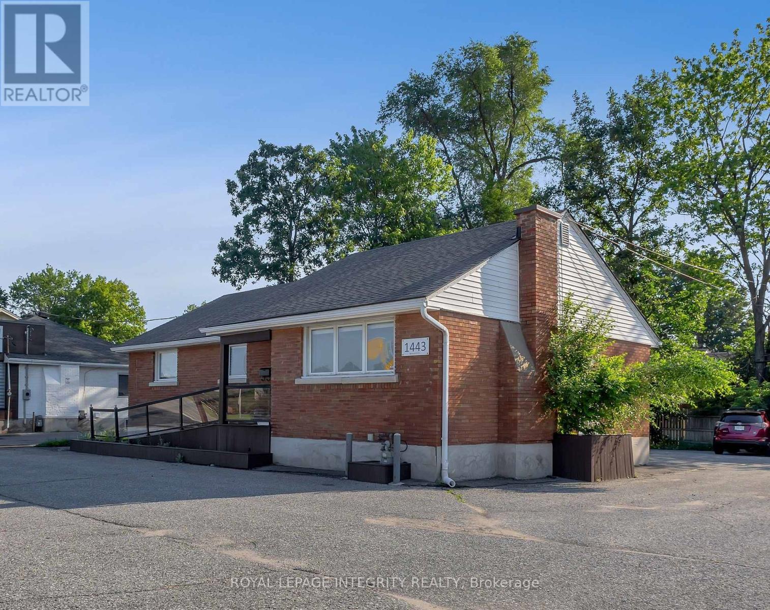 1443 Woodroffe Avenue, Ottawa, Ontario K2G 1W1 - Photo 2 - X13535374