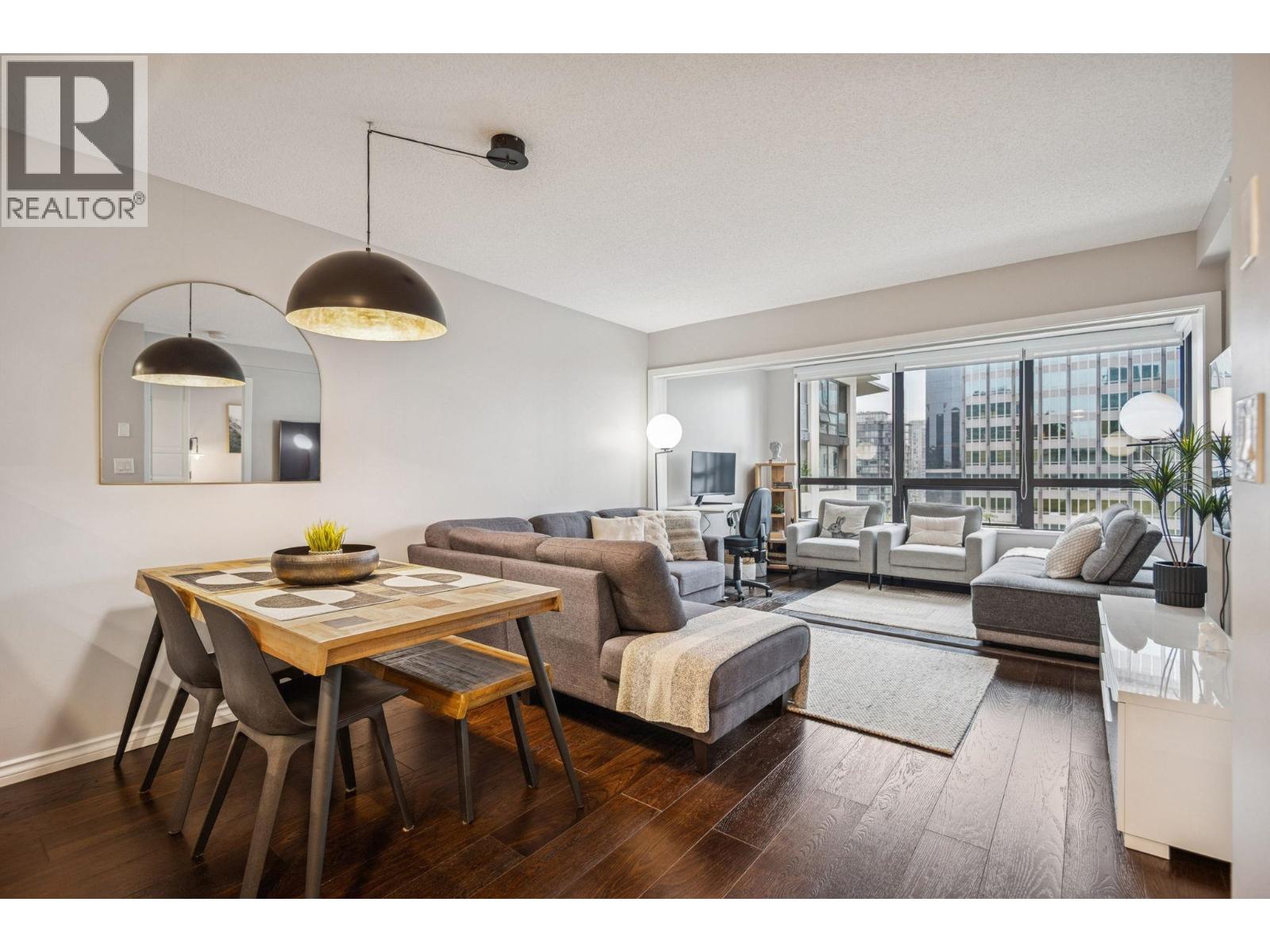 2205 938 Smithe Street, Vancouver, British Columbia  V6Z 0A4 - Photo 2 - R3143755