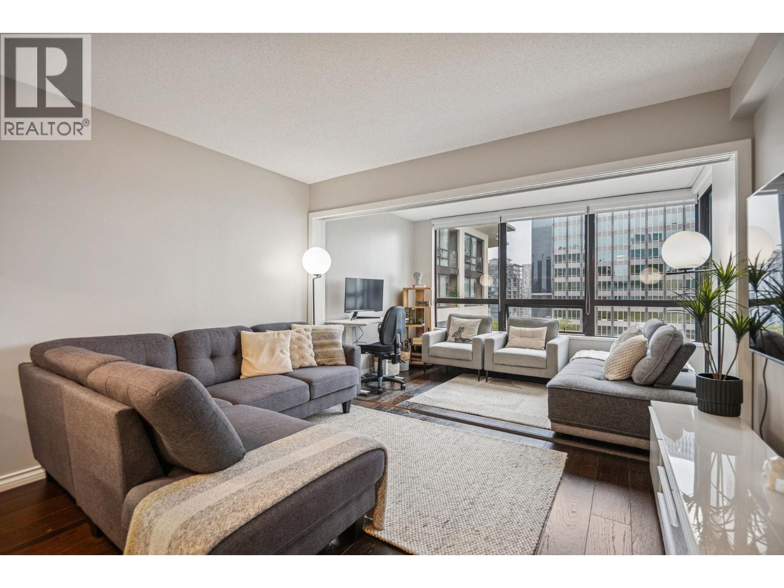 2205 938 Smithe Street, Vancouver, British Columbia  V6Z 0A4 - Photo 3 - R3143755