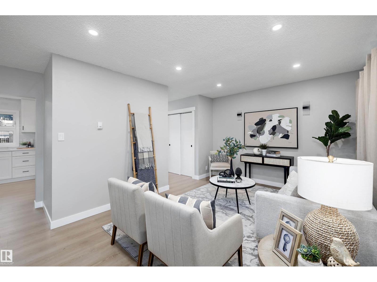 12912 103 St NW, Edmonton, Alberta  T5E 4M3 - Photo 4 - E4497516