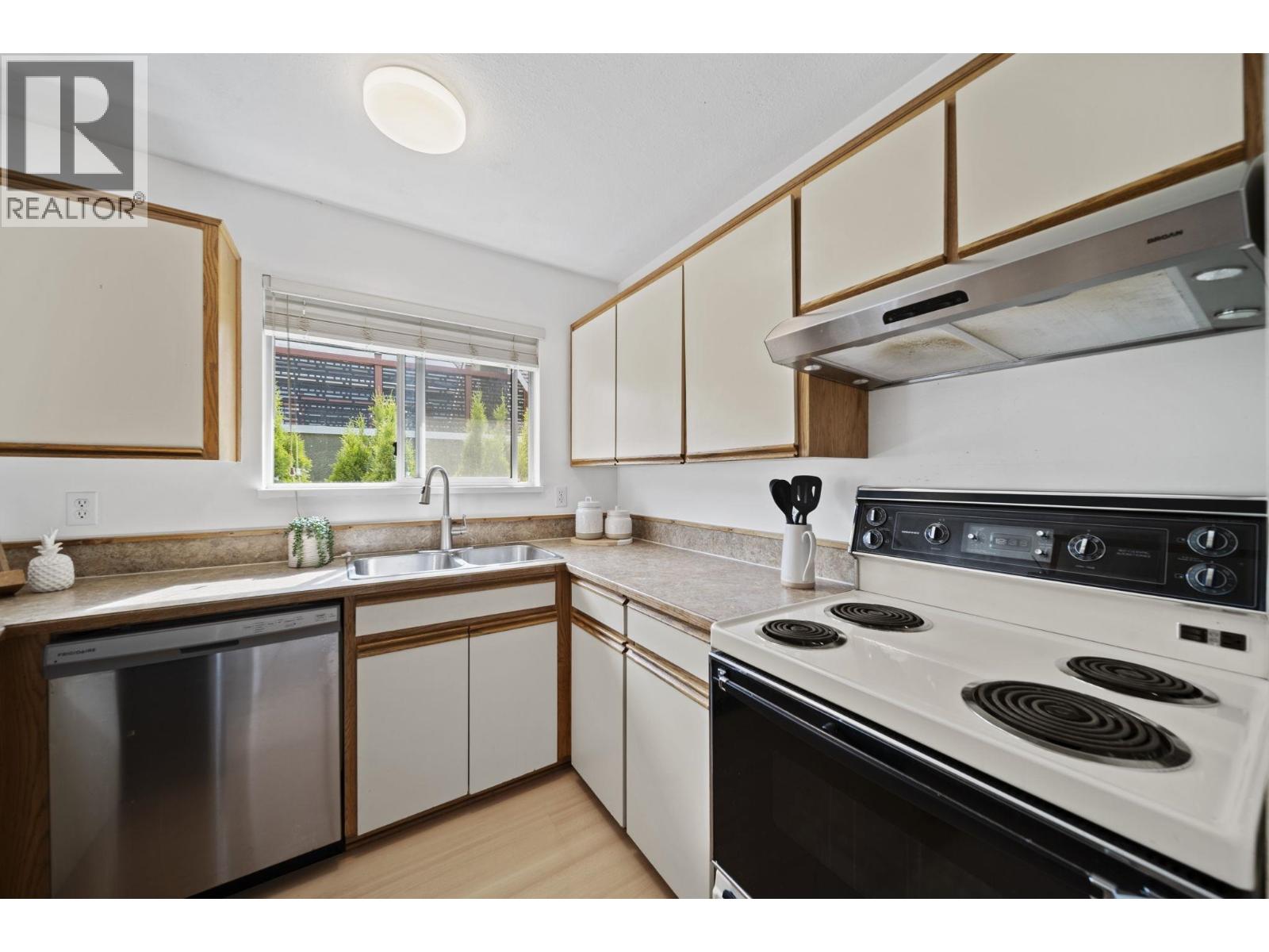 224 Fourth Avenue, New Westminster, British Columbia  V3L 1N7 - Photo 10 - R3143655