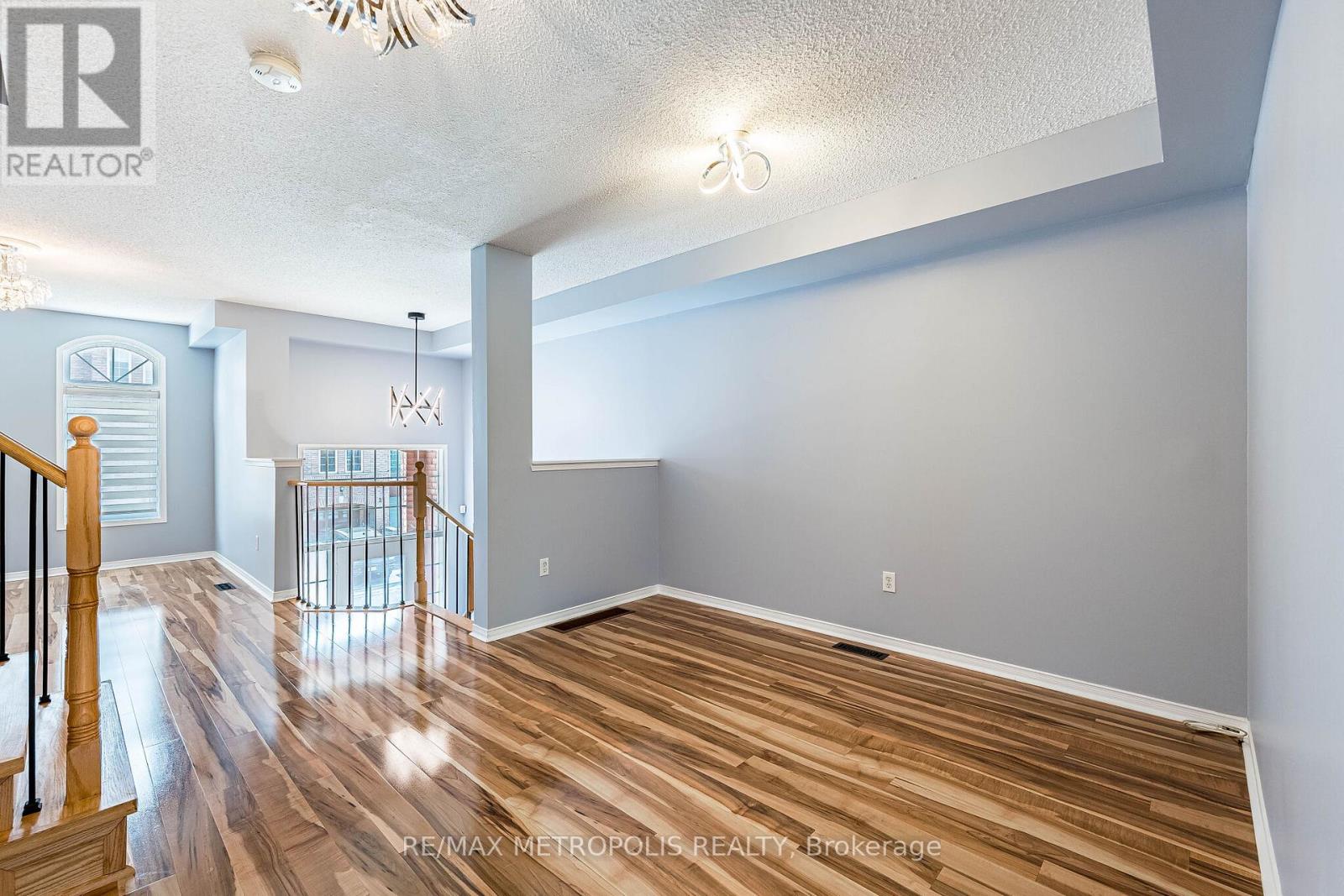 26 Beeston Road, Brampton, Ontario  L6Y 5S6 - Photo 7 - W13535338