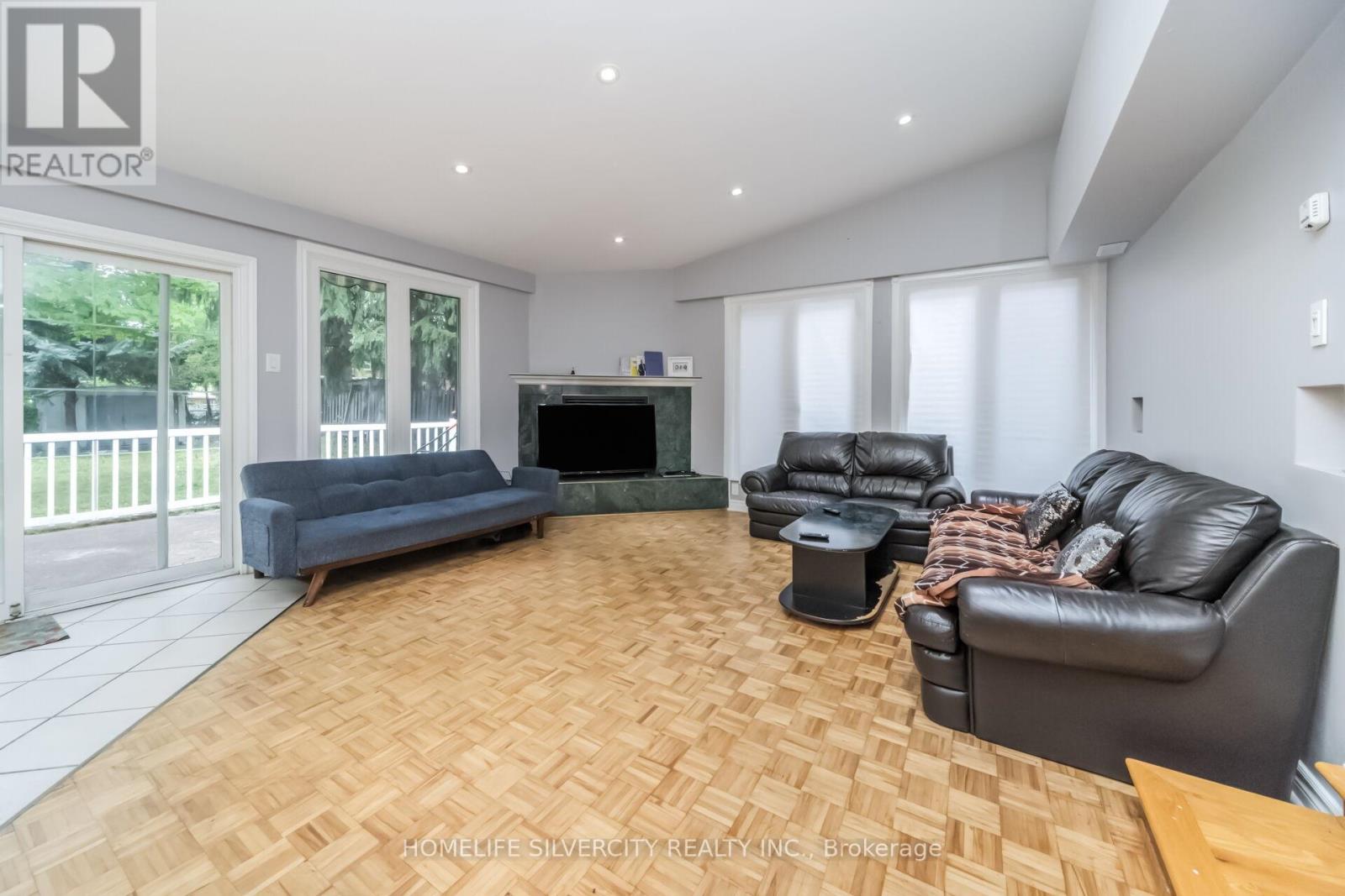 62 Rosedale Avenue W, Brampton, Ontario  L6X 1K1 - Photo 31 - W13535342