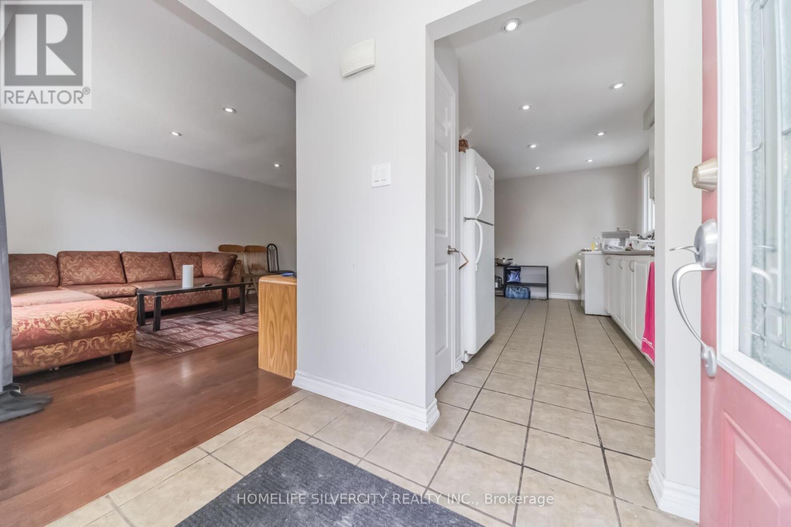 62 Rosedale Avenue W, Brampton, Ontario  L6X 1K1 - Photo 7 - W13535342
