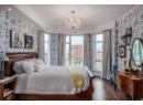 1128 Sunset Drive Unit# 1702, Kelowna, BC V1Y 9W7