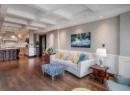 1128 Sunset Drive Unit# 1702, Kelowna, BC V1Y 9W7