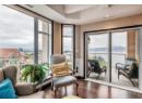 1128 Sunset Drive Unit# 1702, Kelowna, BC V1Y 9W7