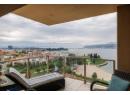1128 Sunset Drive Unit# 1702, Kelowna, BC V1Y 9W7