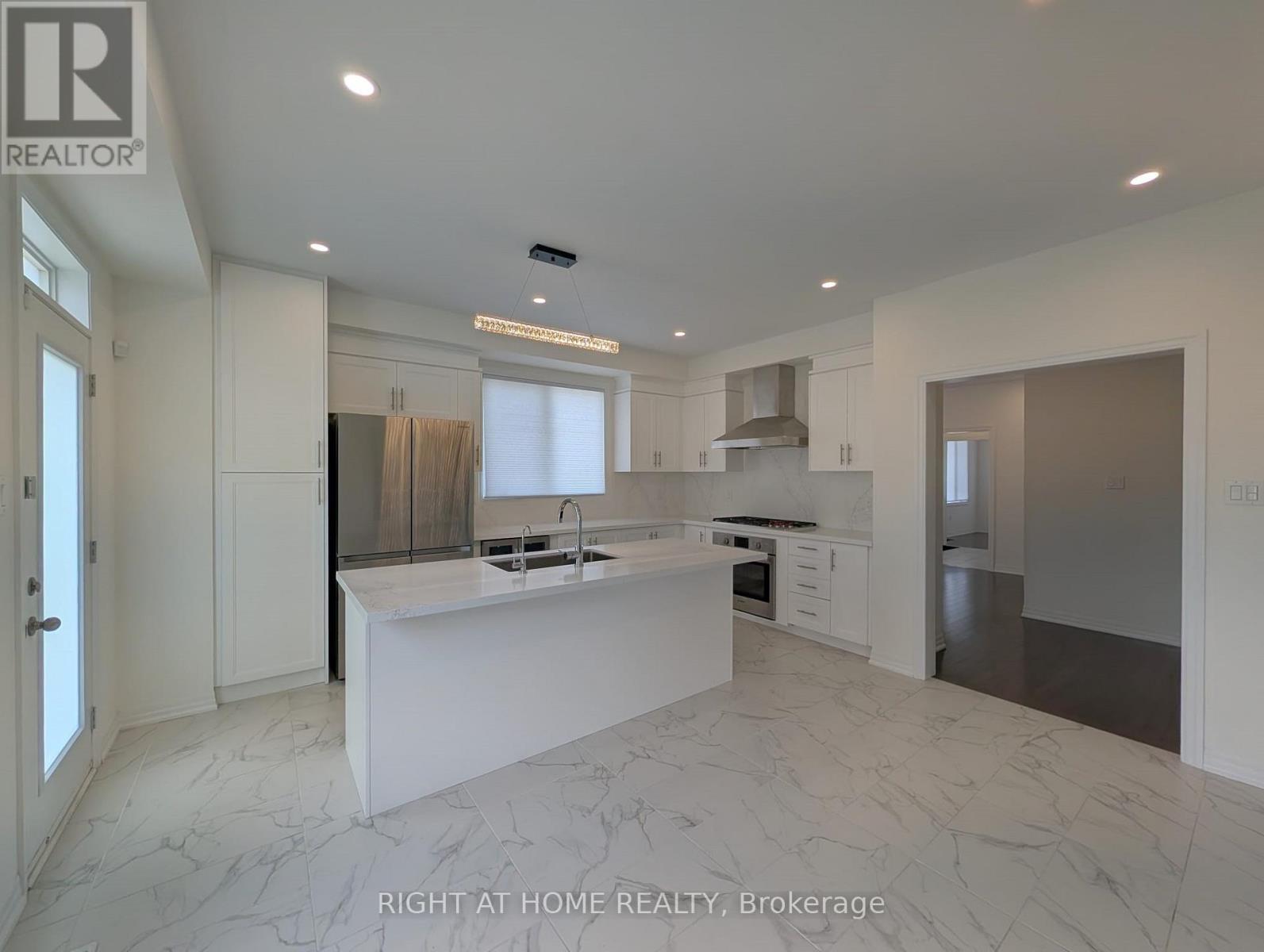 62 Titus Street, Markham, Ontario  L6E 0W1 - Photo 11 - N13533064