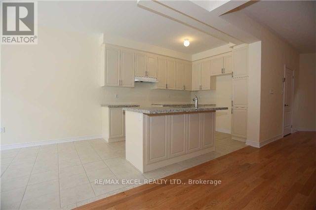 48 Falconridge Terrace, East Gwillimbury, Ontario  L9N 0R2 - Photo 6 - N13533990