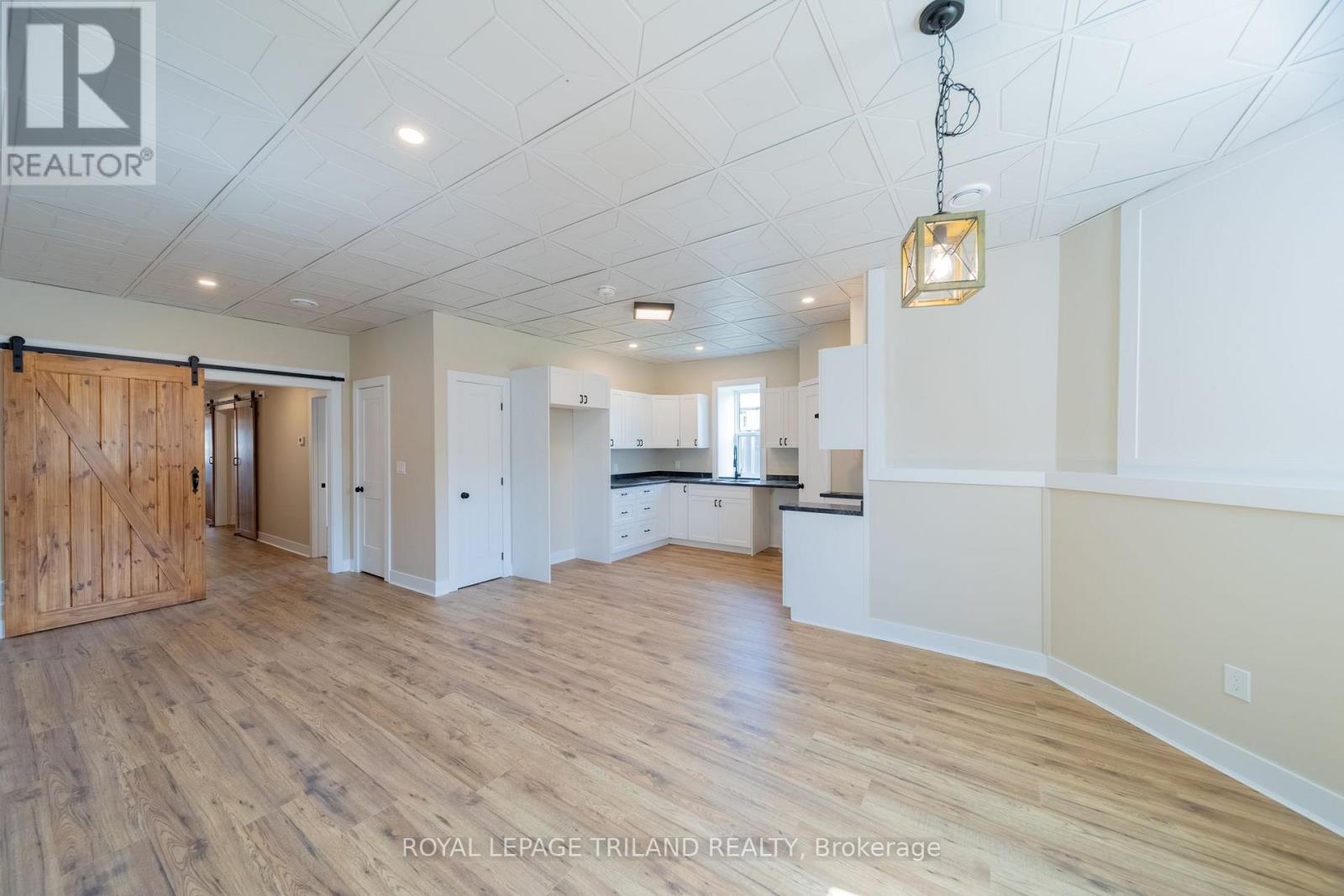 27775 Kerwood Road, Adelaide Metcalfe, Ontario  N0M 2B0 - Photo 2 - X13535444