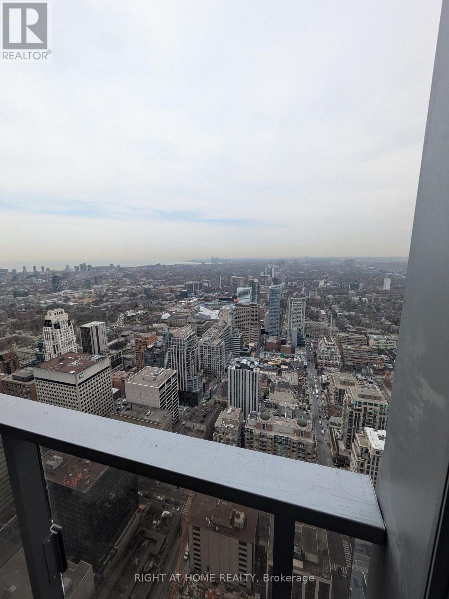 5601 - 11 Yorkville Avenue, Toronto, Ontario  M4W 0B7 - Photo 15 - C13535436