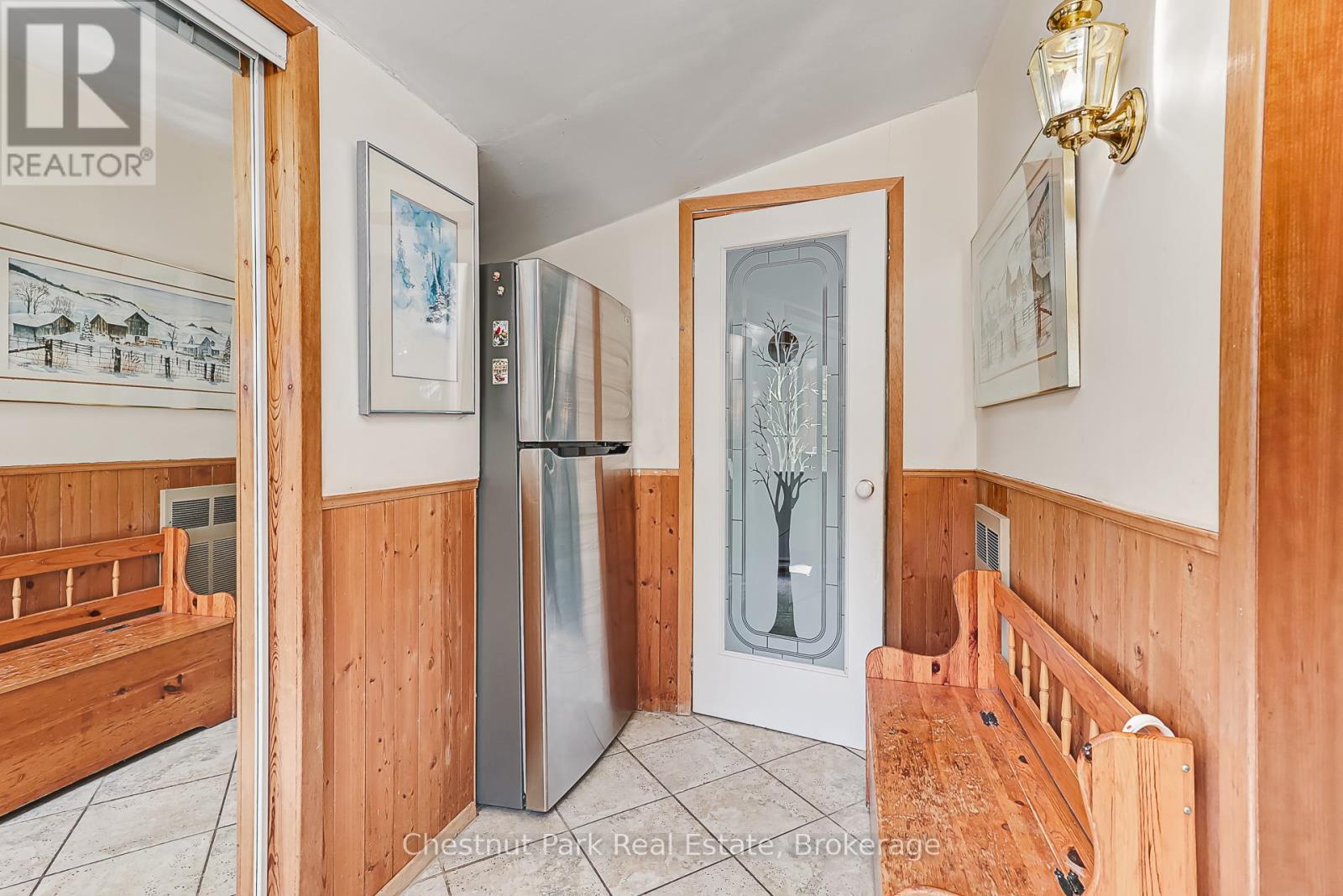 138 Kionontio Trail, Blue Mountains, Ontario  L9Y 0R6 - Photo 10 - X13534456