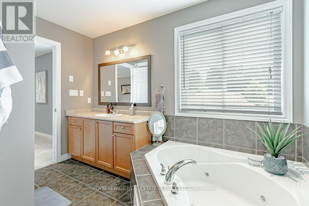 560 Lakeview Drive, Woodstock, Ontario  N4T 1W1 - Photo 24 - X13535476