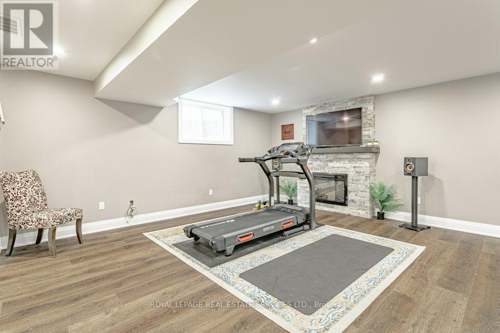 560 Lakeview Drive, Woodstock, Ontario  N4T 1W1 - Photo 38 - X13535476