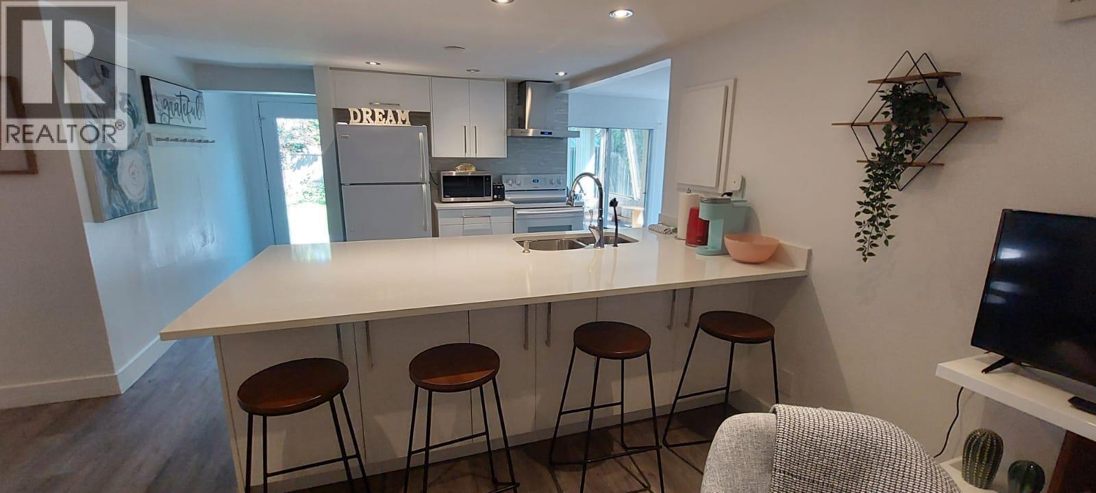 5111 Blundell Road, Richmond, British Columbia  V7C 1H3 - Photo 5 - R3143822
