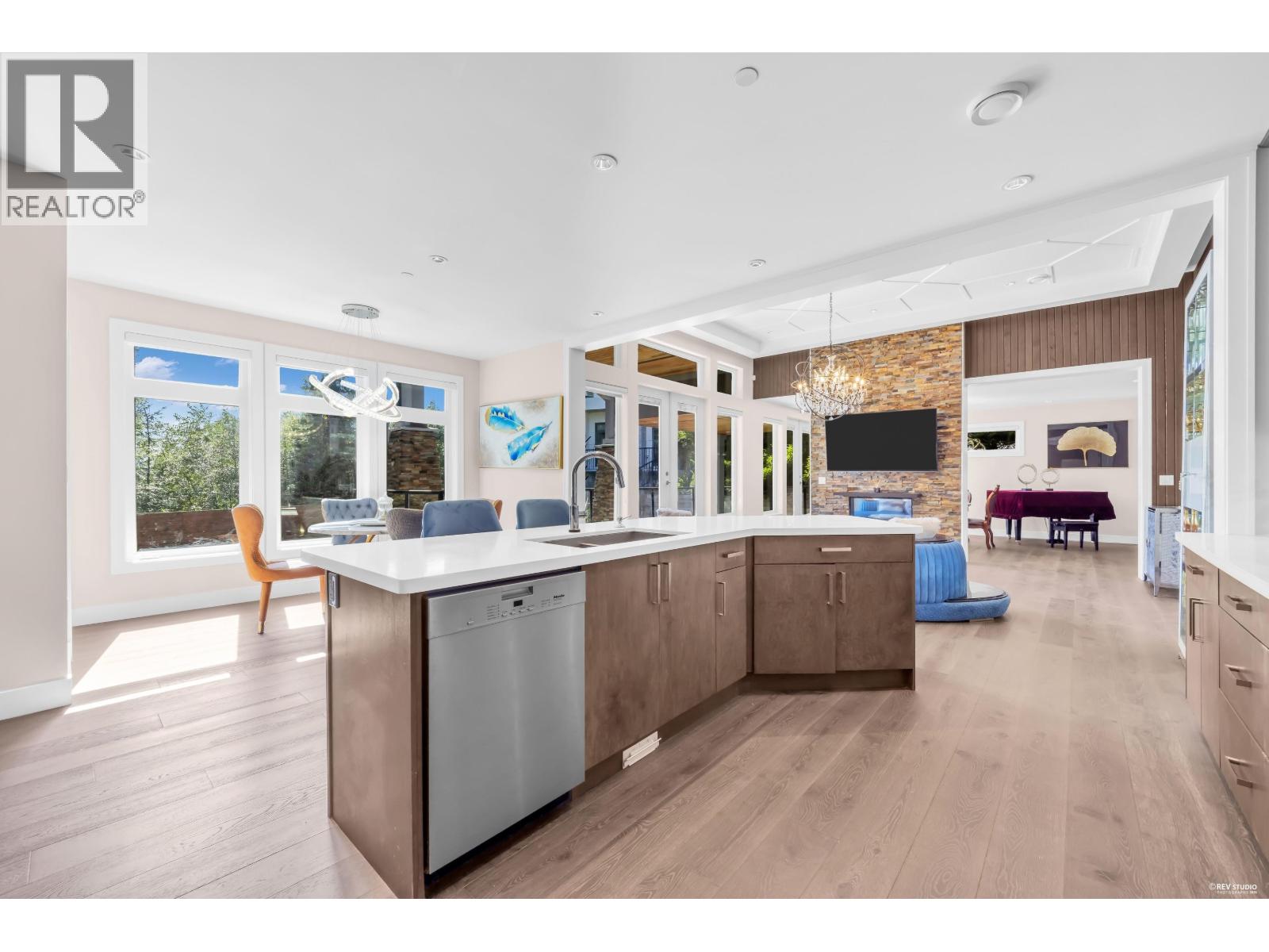1360 Ottaburn Road, West Vancouver, British Columbia  V7S 2K1 - Photo 9 - R3143662