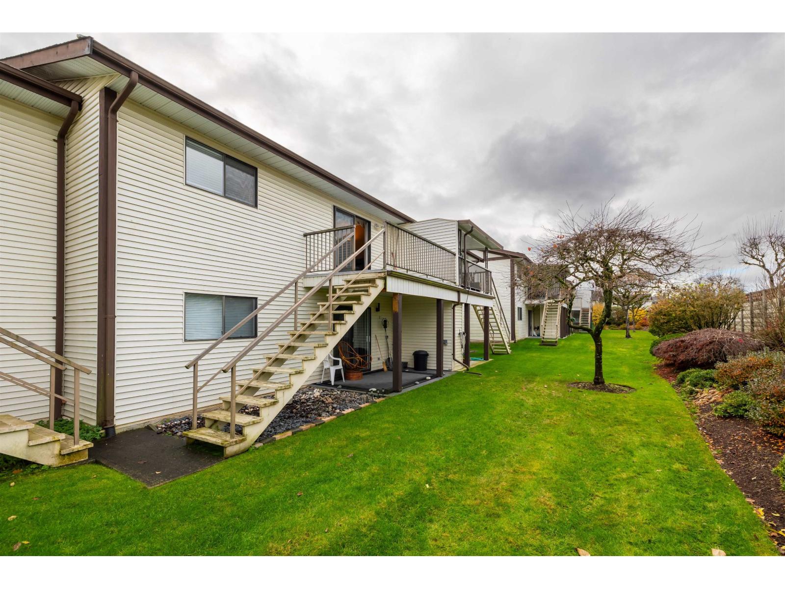 23 32718 Garibaldi Drive, Abbotsford, British Columbia  V2T 5T6 - Photo 2 - R3143641