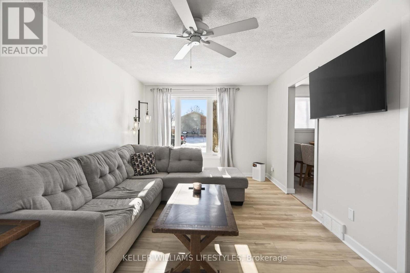 26 Caprice Crescent, London East, Ontario  N5V 3M2 - Photo 7 - X13535586