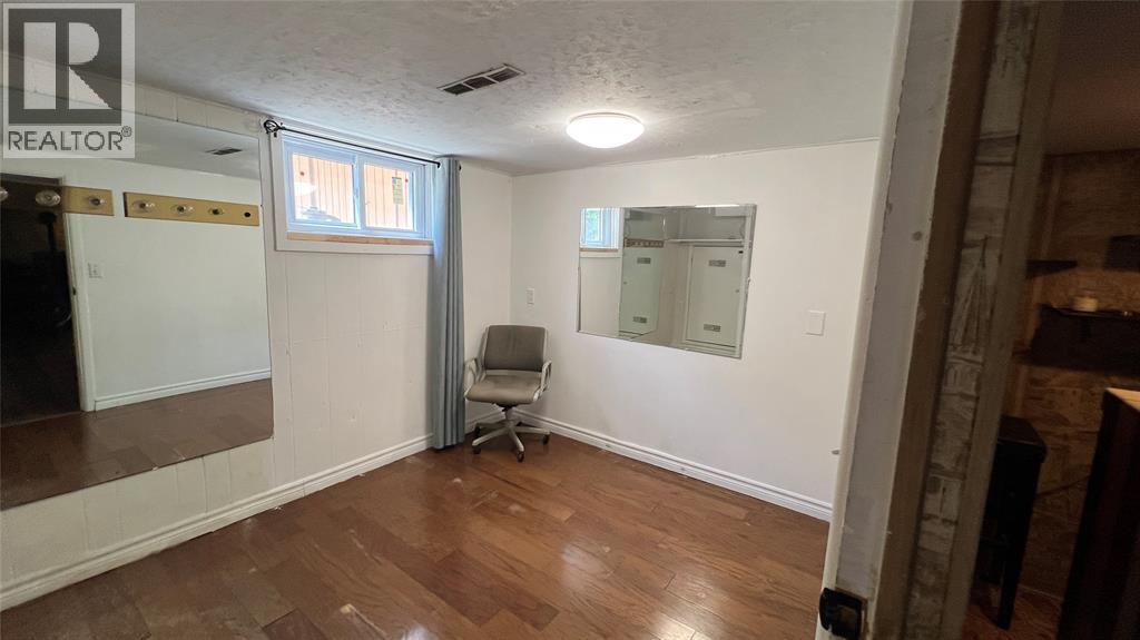 964 Champlain Street Unit# (Lower Apt.), Sarnia photo 10