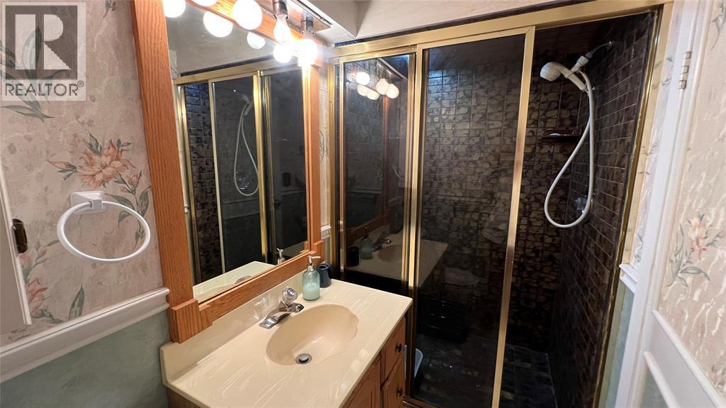 964 Champlain Street Unit# (Lower Apt.), Sarnia photo 11