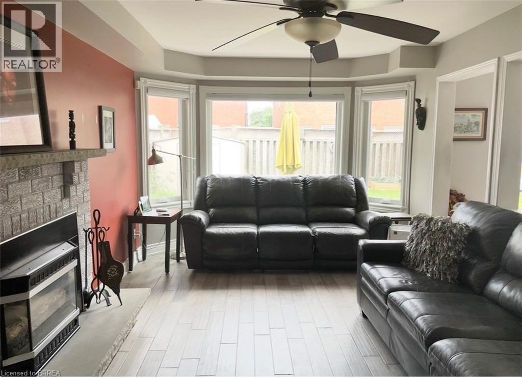 30 Hollybush Street, Brampton, Ontario  L6R 1A5 - Photo 7 - 40841222
