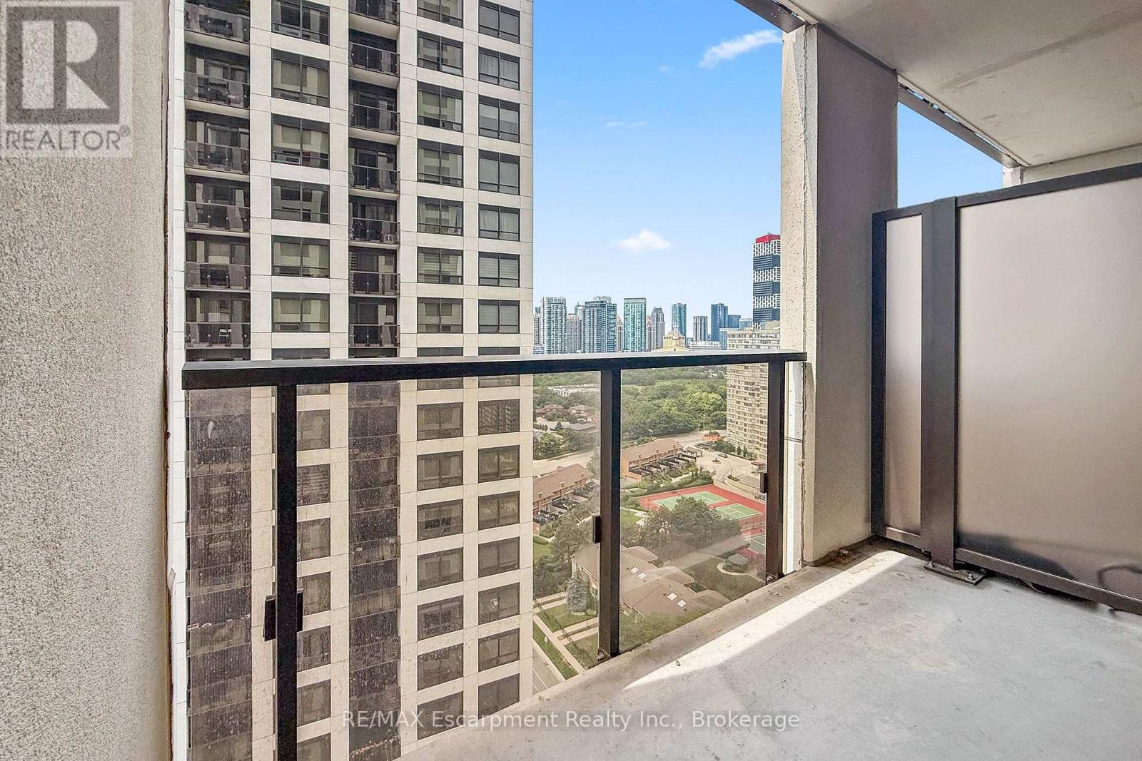 2109 - 30 Elm Drive W, Mississauga, Ontario  L5B 0N6 - Photo 8 - W13535558