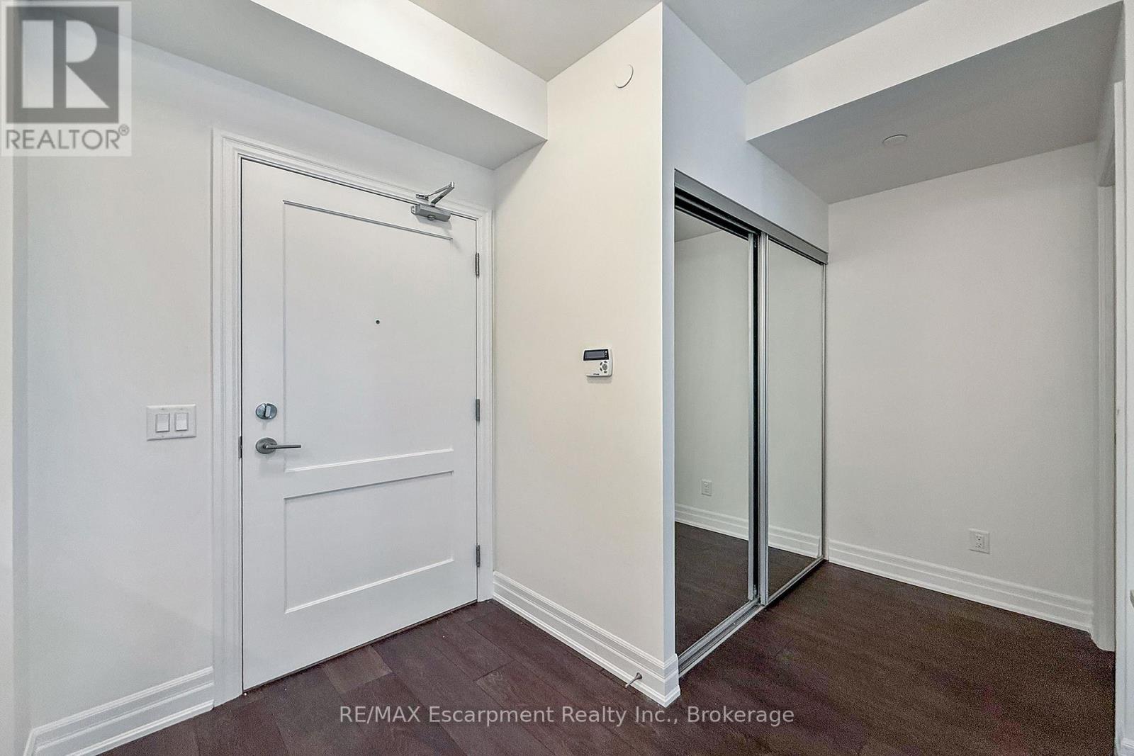 2109 - 30 Elm Drive W, Mississauga, Ontario  L5B 0N6 - Photo 9 - W13535558