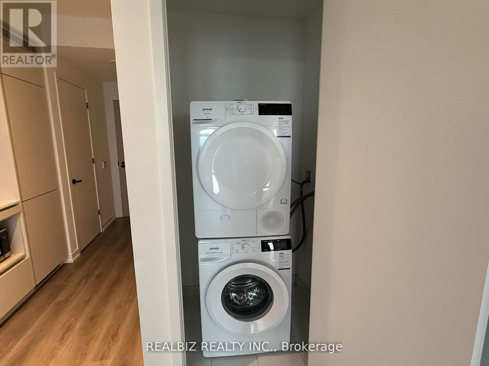 1715 - 28 Interchange Way, Vaughan, Ontario  L4K 0P8 - Photo 8 - N13534760
