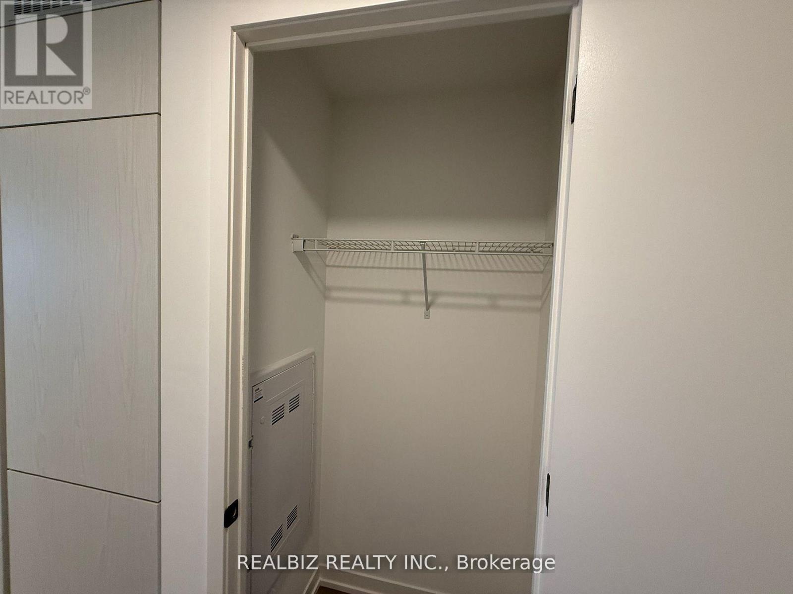 1715 - 28 Interchange Way, Vaughan, Ontario  L4K 0P8 - Photo 9 - N13534760